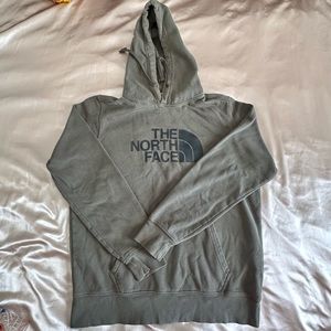 Army Green North Face Hoodie, Men’s Medium..fits like Woman’s Medium